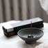 Zen mineral Smudging sæt med stentøjs skål og røgelsesholder i børstet messing - en unik, håndlavet røgelsesskål, der bringer både skønhed og spiritualitet til dit hjem.