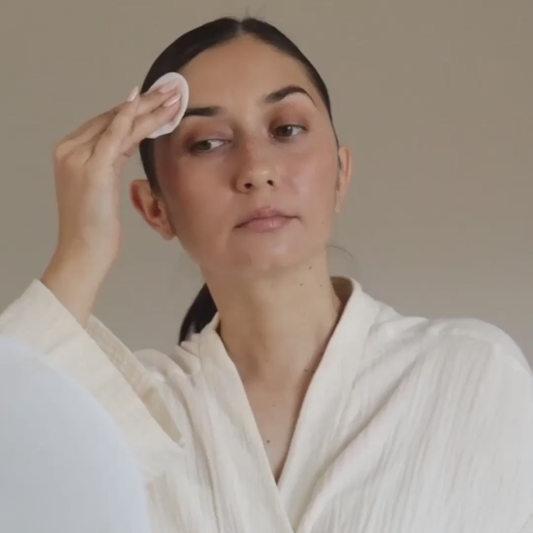 Apricot Eyelid Lifting Tapes – diskrete strips, der giver øjenlåget en øjeblikkelig løftende effekt for et friskere og mere åbent blik