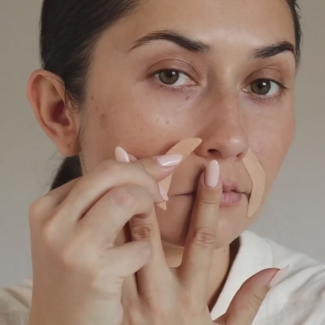 Apricot Hyaluron Mouth Patches – plaster til området omkring munden, der tilfører intensiv fugt og reducerer fine linjer