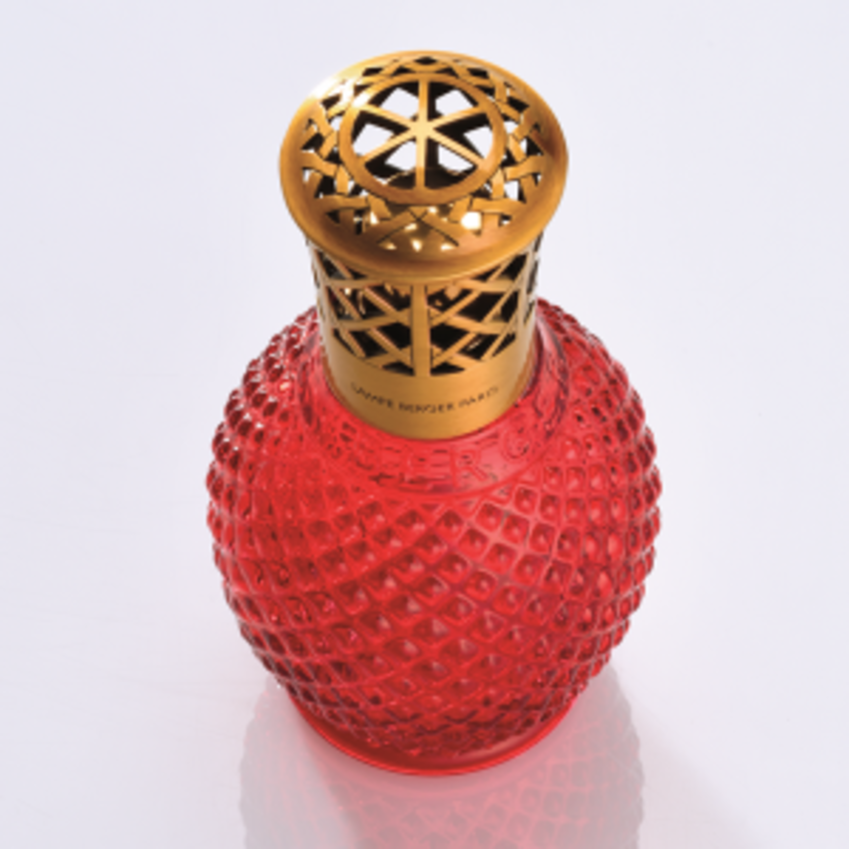 Maison Berger Paris L’Originelle – den ikoniske duftlampe inspireret af originalen fra 1905, hvor rødt glas, oxideret metal og patenteret luftrensning forener historie, funktion og fransk elegance