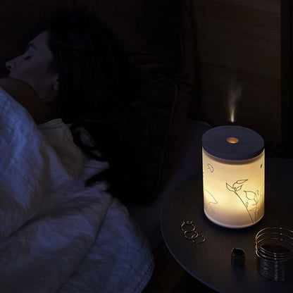Aroma Happy Diffuser-sæt fra Maison Berger Paris – en opløftende aromaterapi-oplevelse, der skaber en let, positiv og energifyldt stemning i hjemmet eller på kontoret