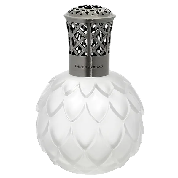 Artichaut fra Maison Berger Paris – et tidløst designikon, hvor fransk vintage-luksus, kunsthistorie og moderne velvære smelter sammen i ét smukt udtryk.
