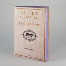 Slow Design Notesbog - Alice’s adventures in Wonderland - Handmade in Italy